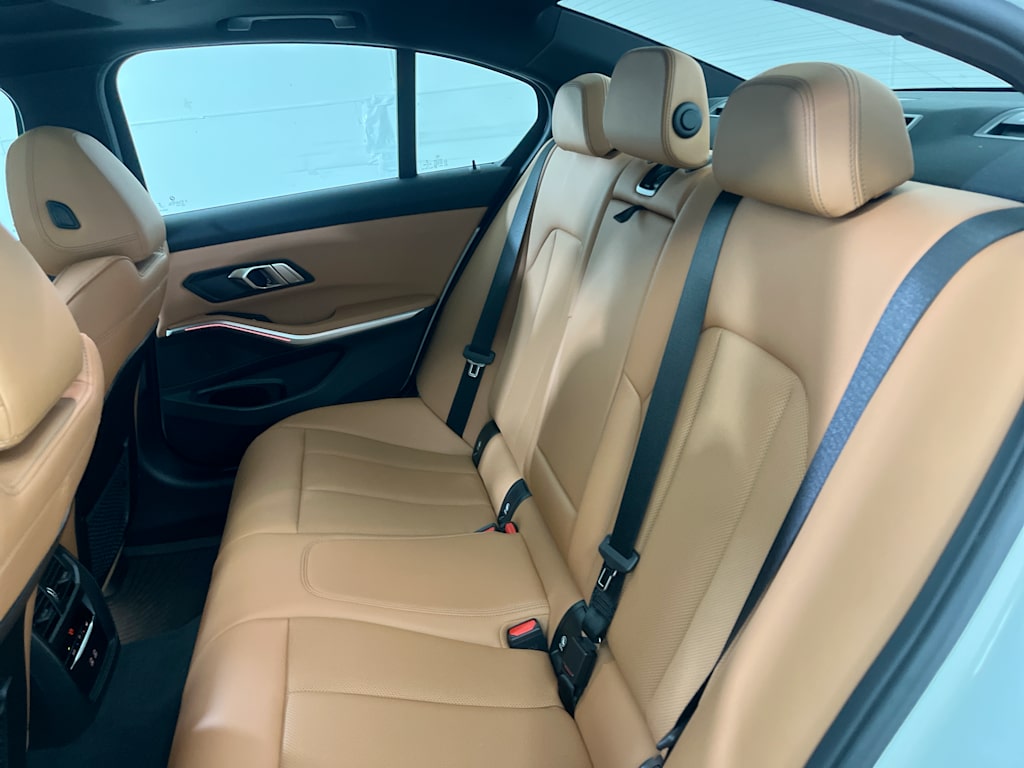 Thumbnail: 2023 BMW 3 Series - 26