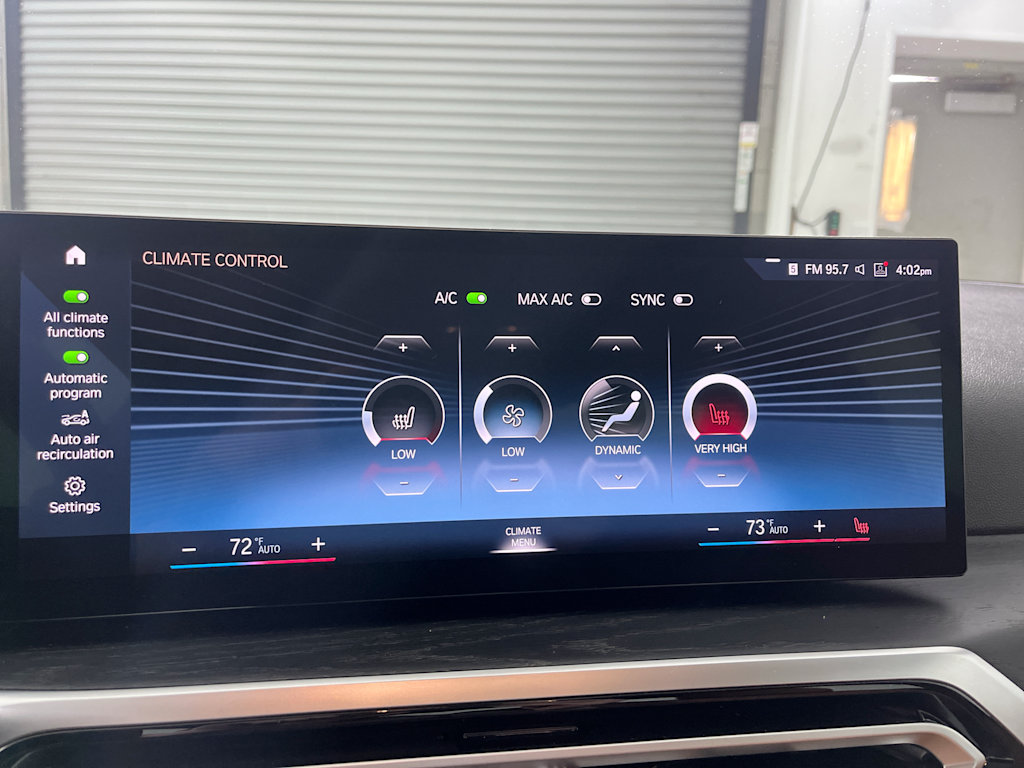 Thumbnail: 2023 BMW 3 Series - 23