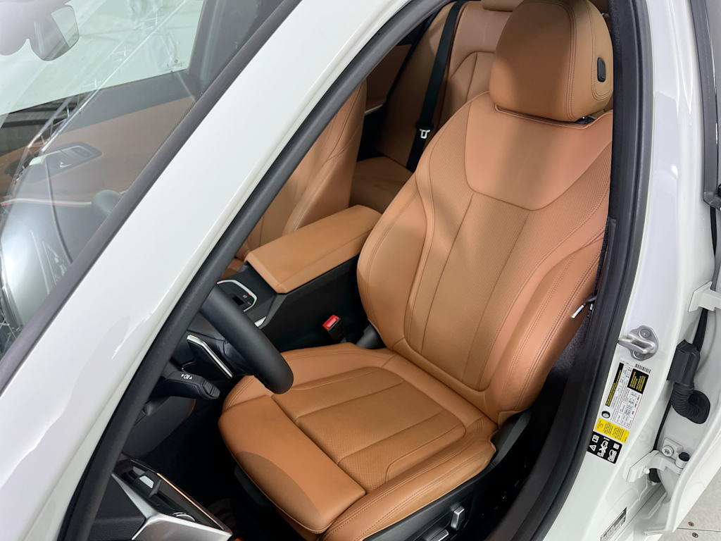 Thumbnail: 2023 BMW 3 Series - 9