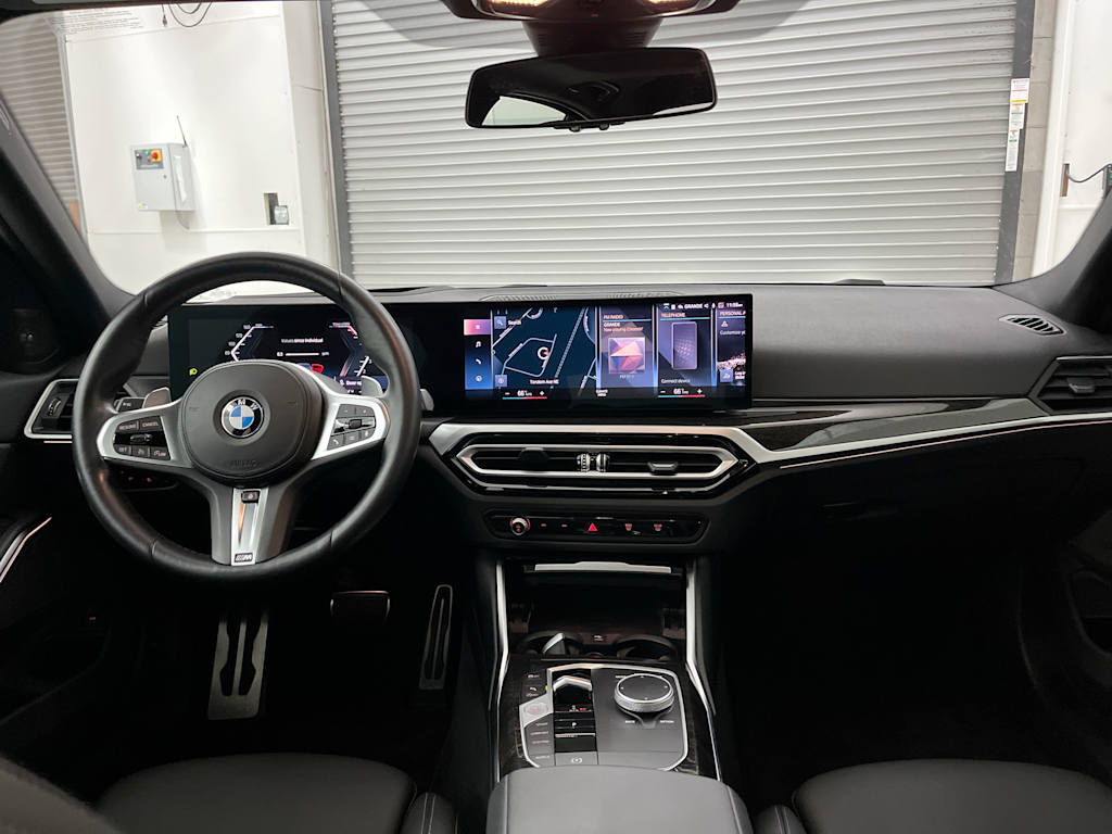 Thumbnail: 2023 BMW 3 Series - 2