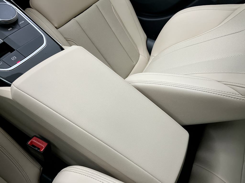 Thumbnail: 2024 BMW 3 Series - 9