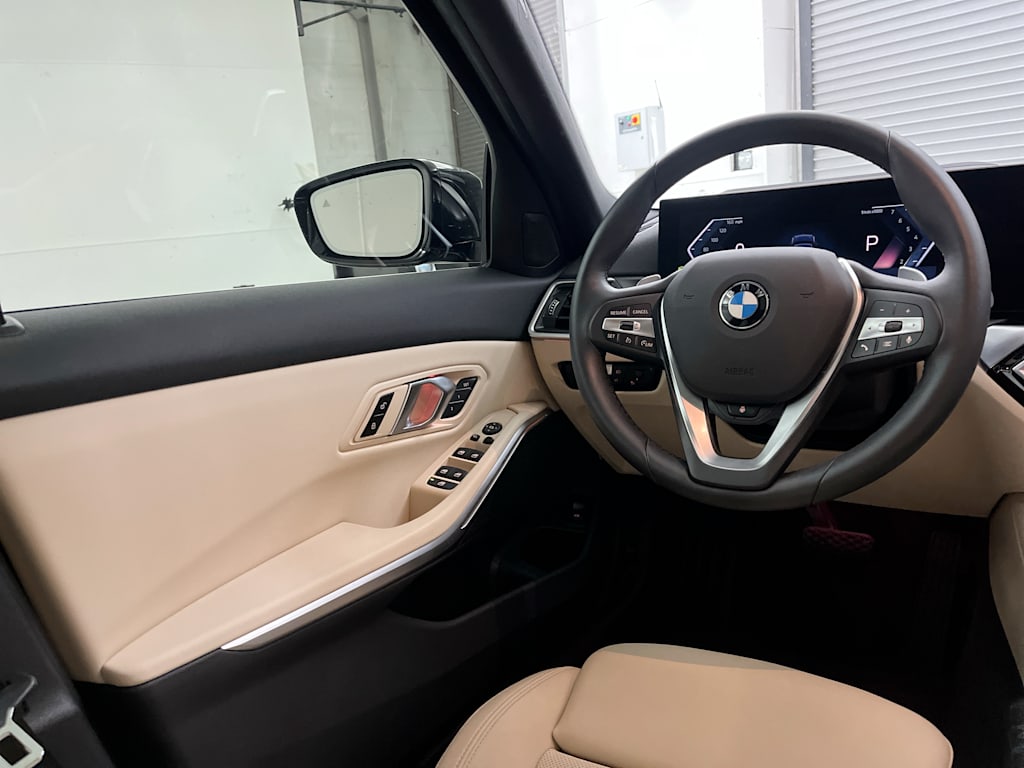 Thumbnail: 2024 BMW 3 Series - 7