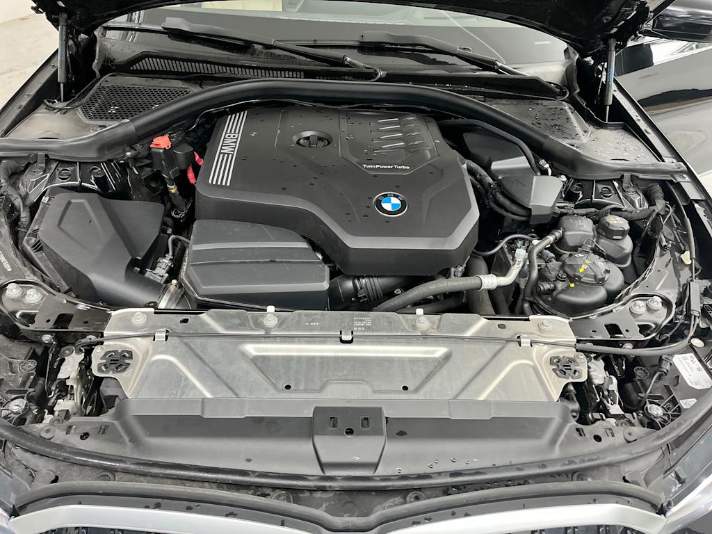 Thumbnail: 2024 BMW 3 Series - 6