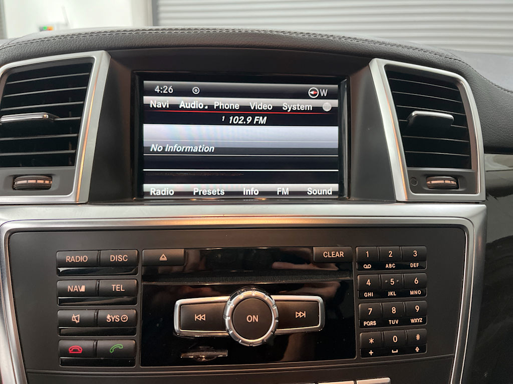 Thumbnail: 2016 Mercedes-Benz GL-Class - 11