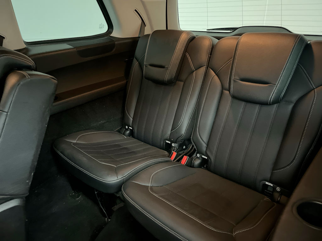 Thumbnail: 2016 Mercedes-Benz GL-Class - 32