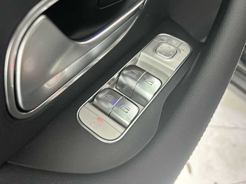 Thumbnail: 2025 Mercedes-Benz GLE - 20