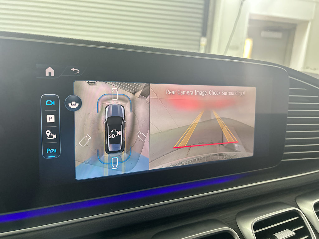 Thumbnail: 2025 Mercedes-Benz GLE - 25