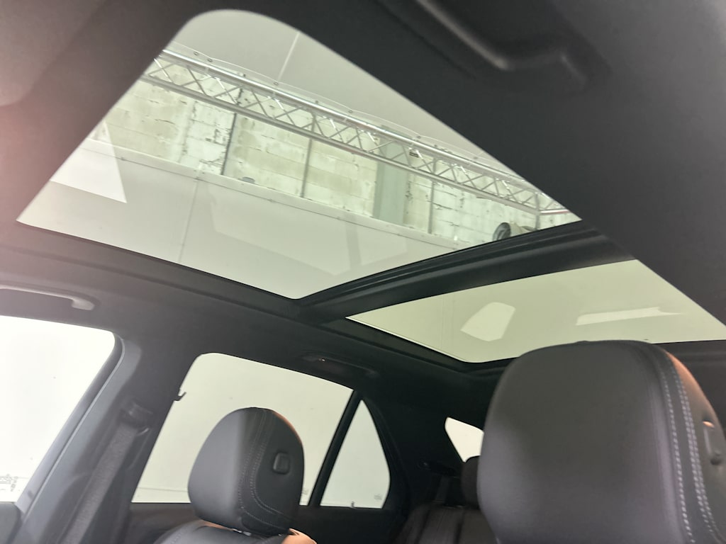 Thumbnail: 2025 Mercedes-Benz GLE - 21