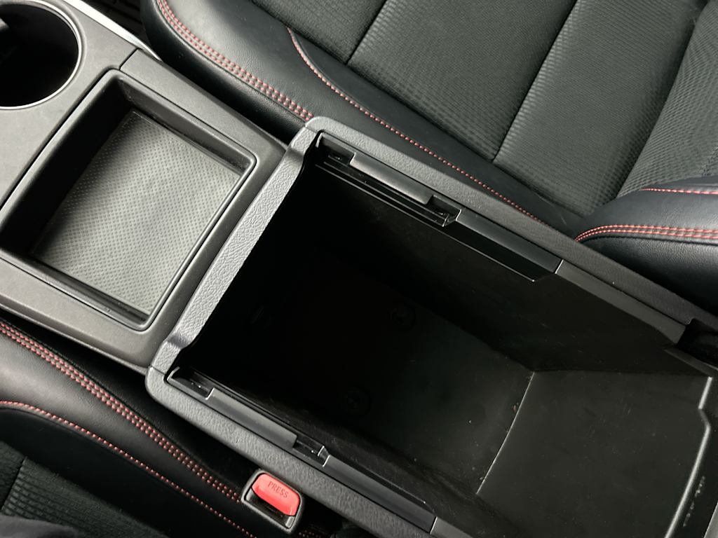 Thumbnail: 2016 Toyota Camry - 23