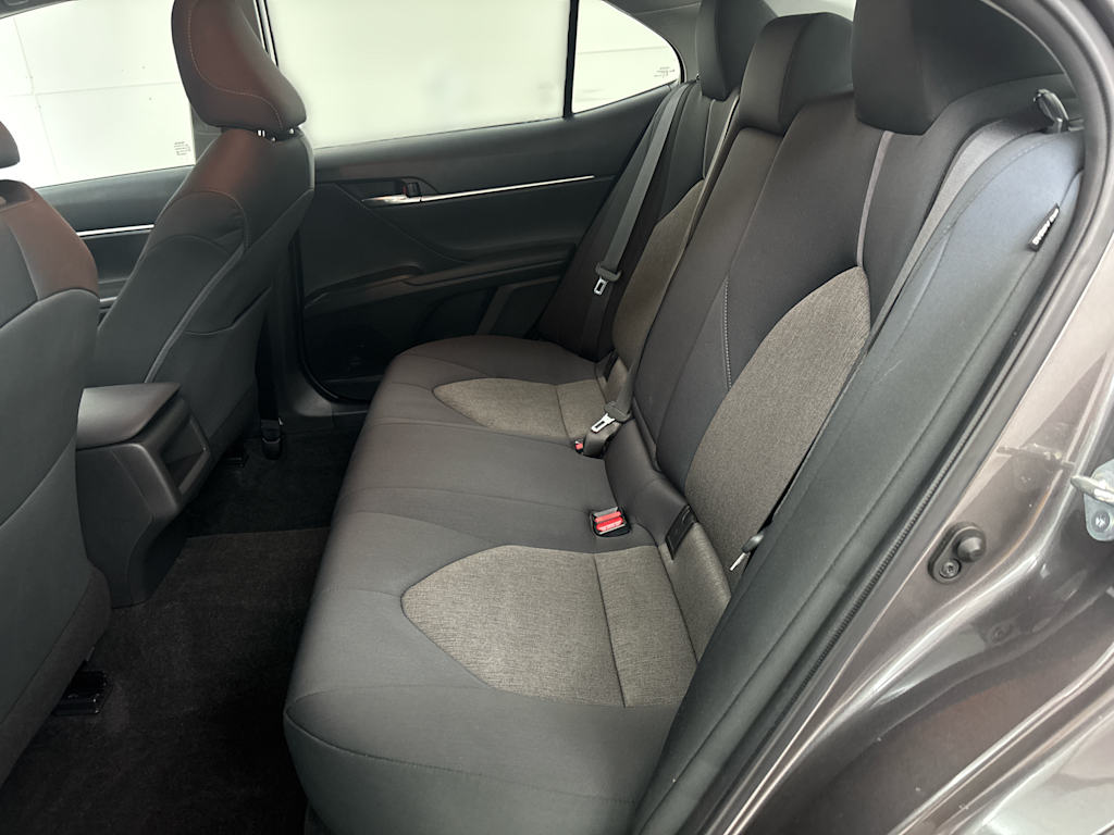 Thumbnail: 2021 Toyota Camry - 10