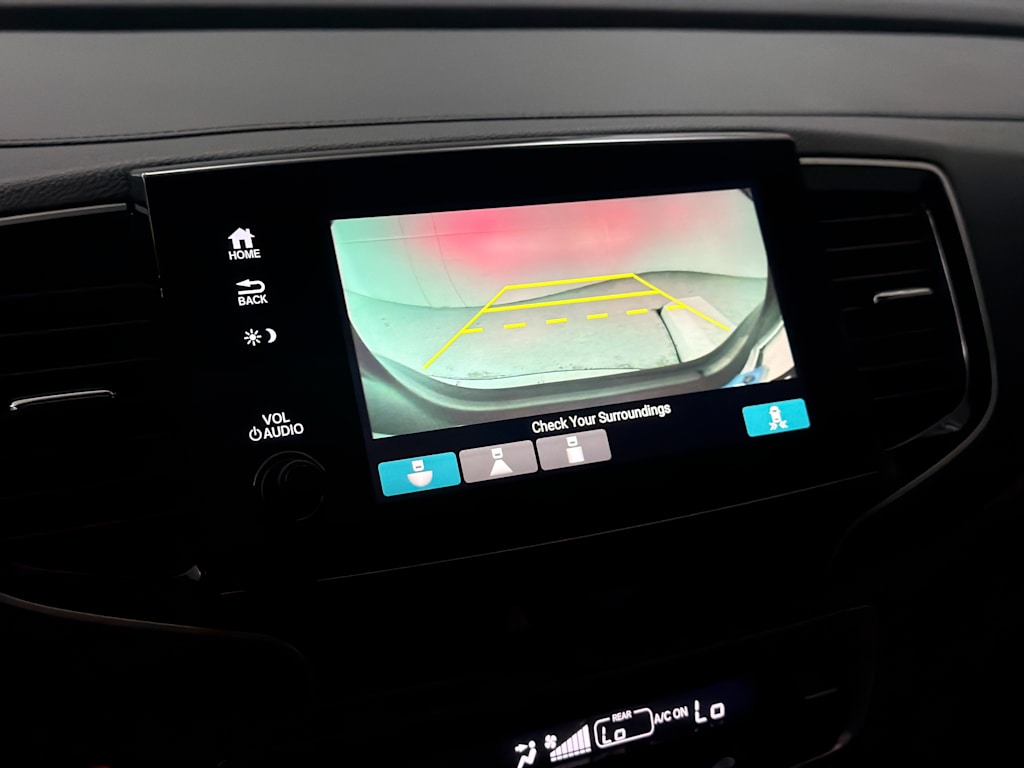 Thumbnail: 2020 Honda Pilot - 25