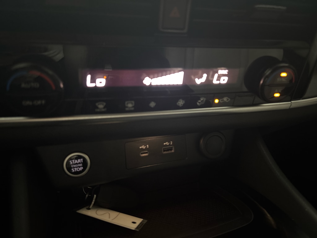 Thumbnail: 2021 Nissan Rogue - 21