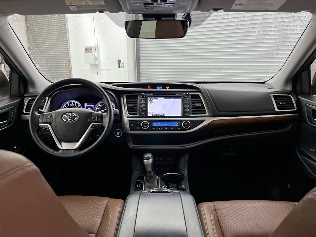 Thumbnail: 2017 Toyota Highlander - 2