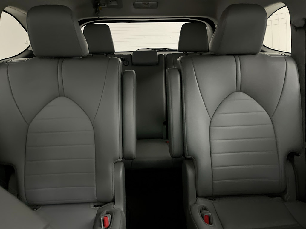 Thumbnail: 2021 Toyota Highlander - 23