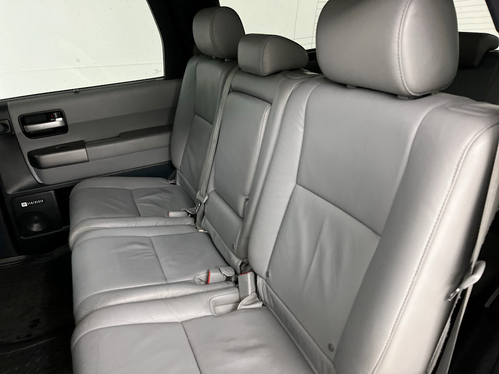 Thumbnail: 2011 Toyota Sequoia - 31