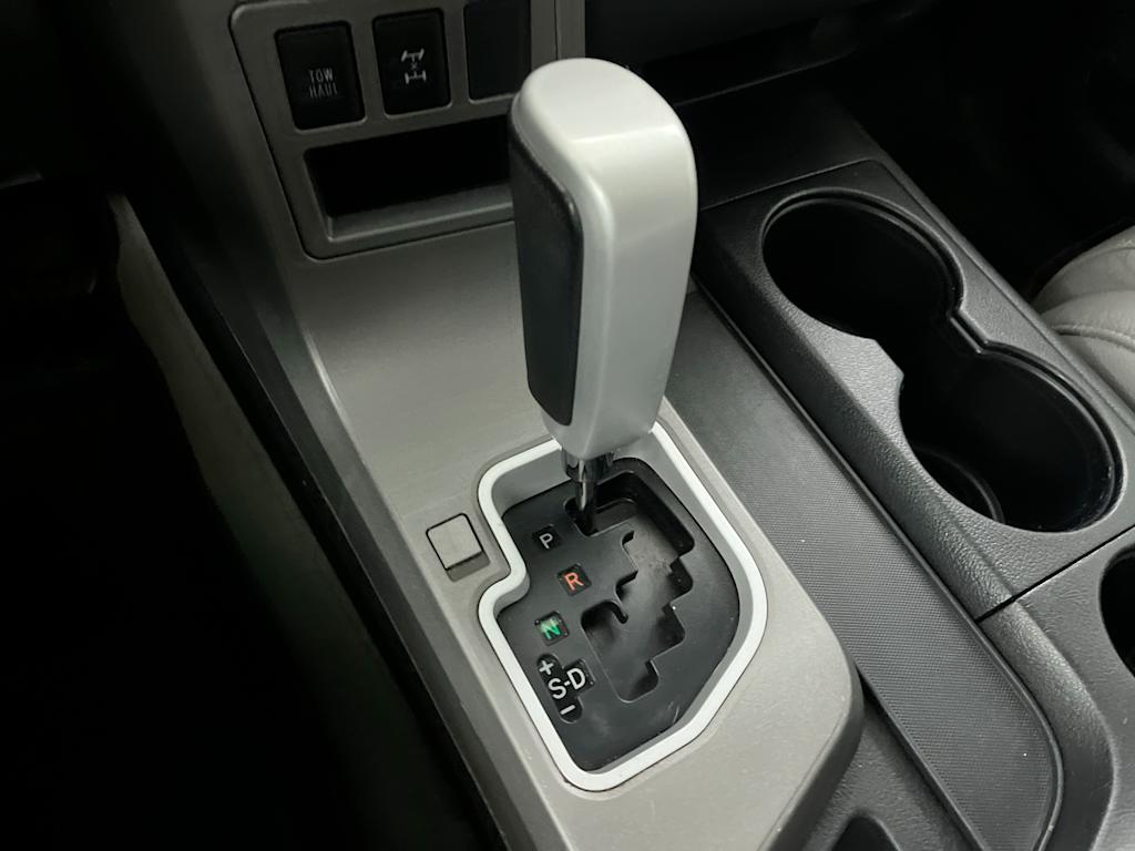 Thumbnail: 2011 Toyota Sequoia - 14