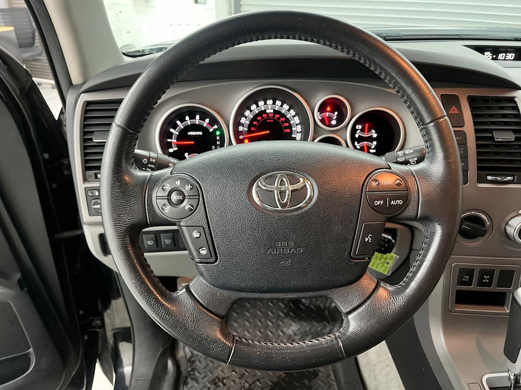 Thumbnail: 2011 Toyota Sequoia - 12