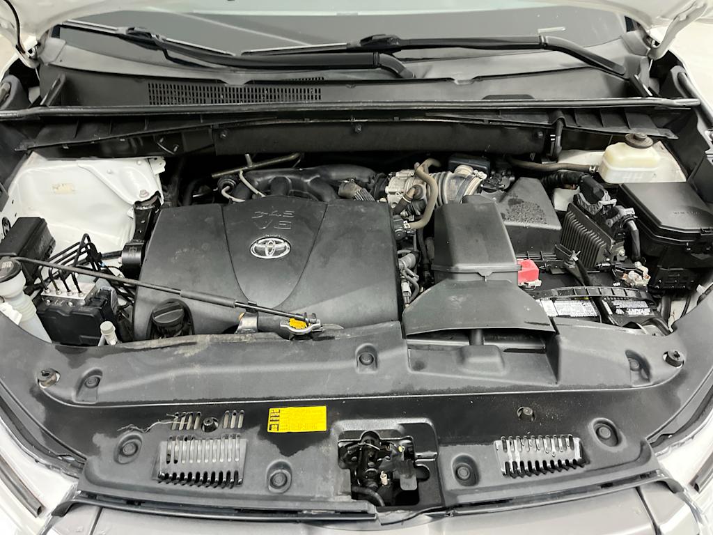 Thumbnail: 2017 Toyota Highlander - 7