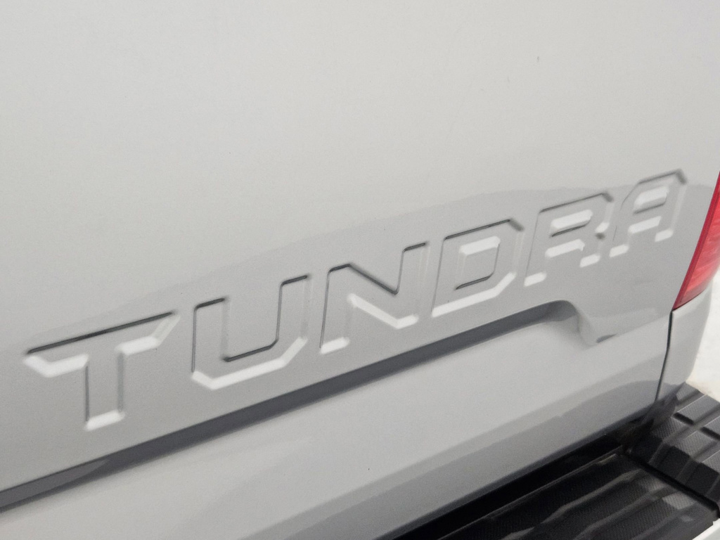 2019 Toyota Tundra SR5 28
