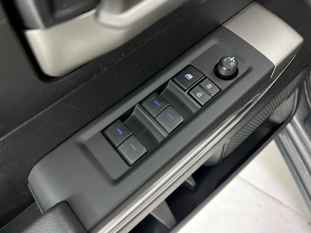 Thumbnail: 2023 Toyota Tundra - 21