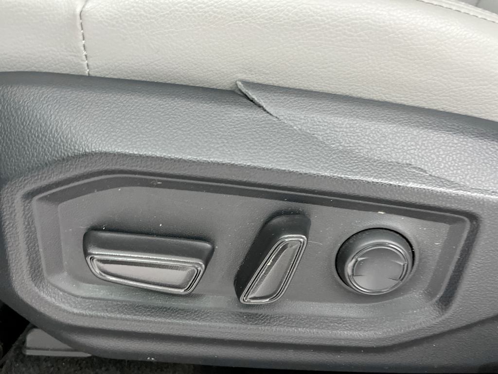 Thumbnail: 2023 Toyota Tundra - 20