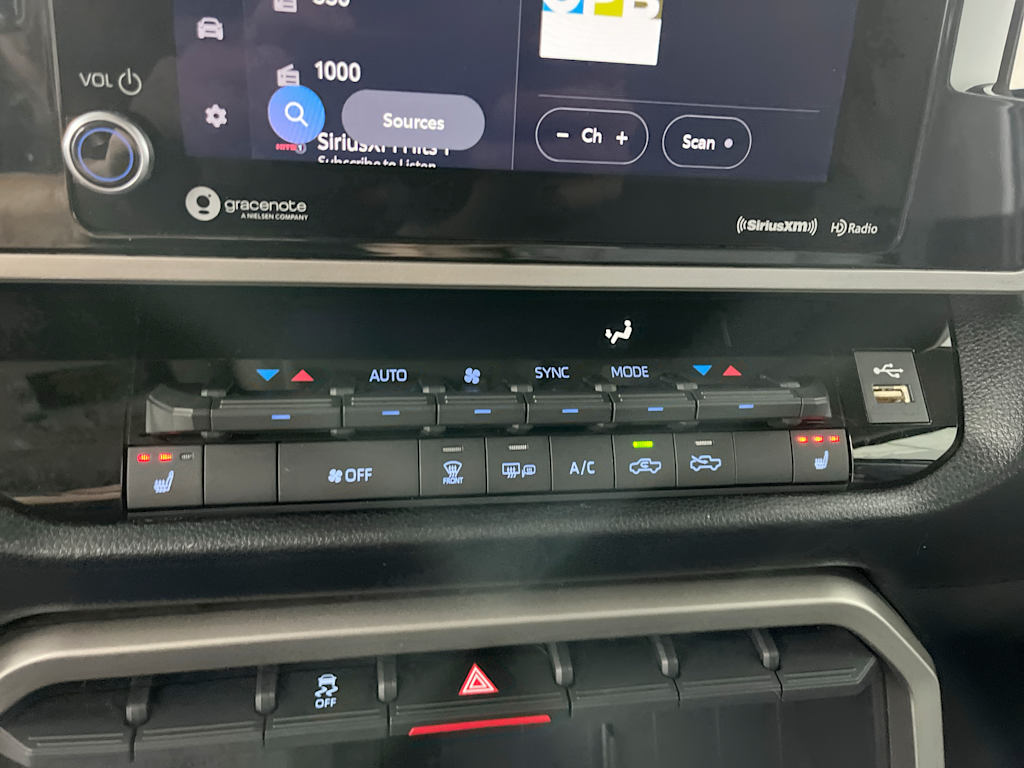 Thumbnail: 2023 Toyota Tundra - 22