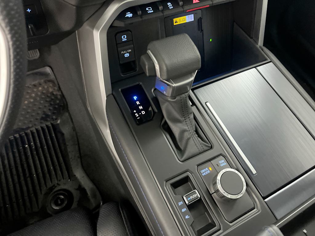 Thumbnail: 2024 Toyota Tundra - 12