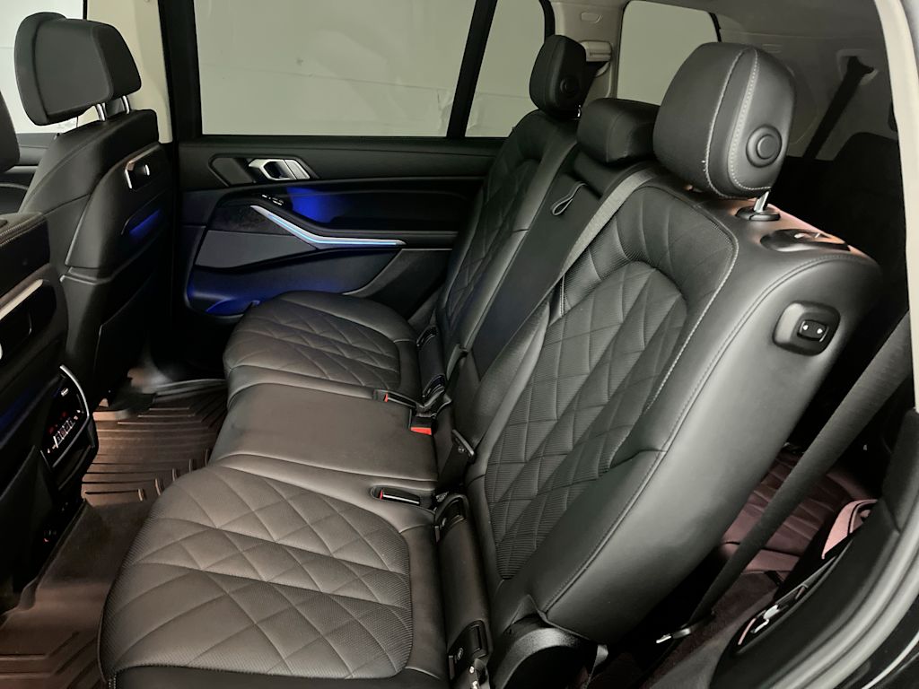 Thumbnail: 2023 BMW X7 - 31