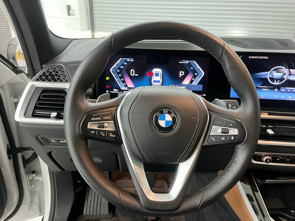 Thumbnail: 2024 BMW X5 - 12