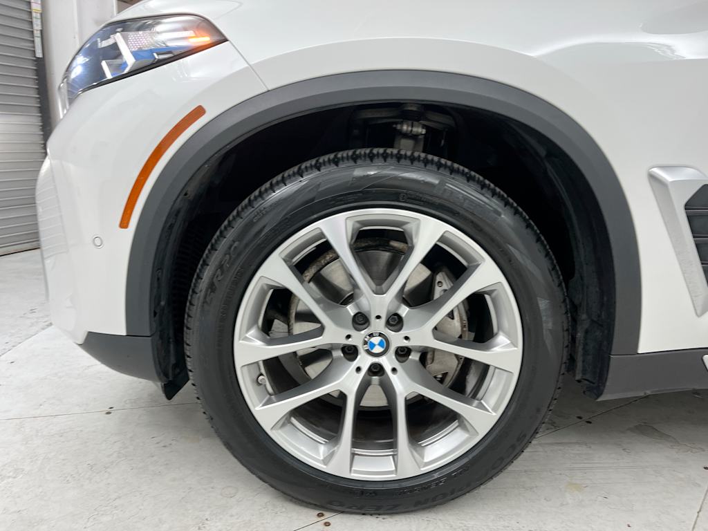Thumbnail: 2024 BMW X5 - 6