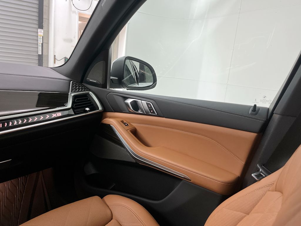 Thumbnail: 2024 BMW X5 - 22
