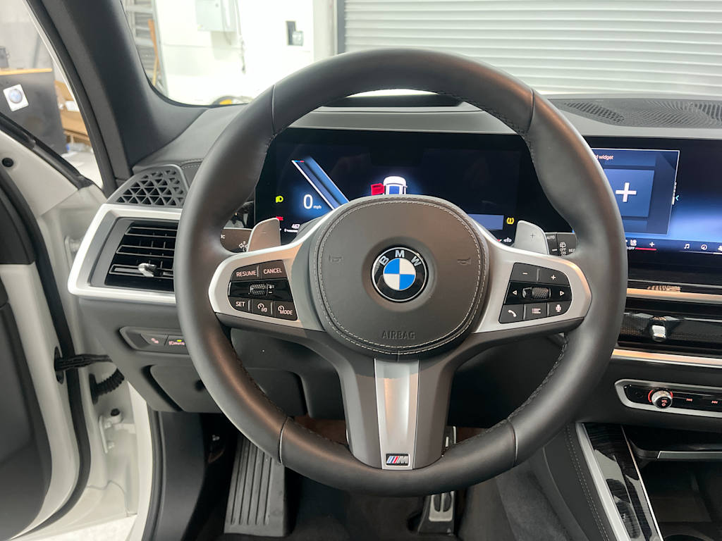 Thumbnail: 2026 BMW X5 - 2