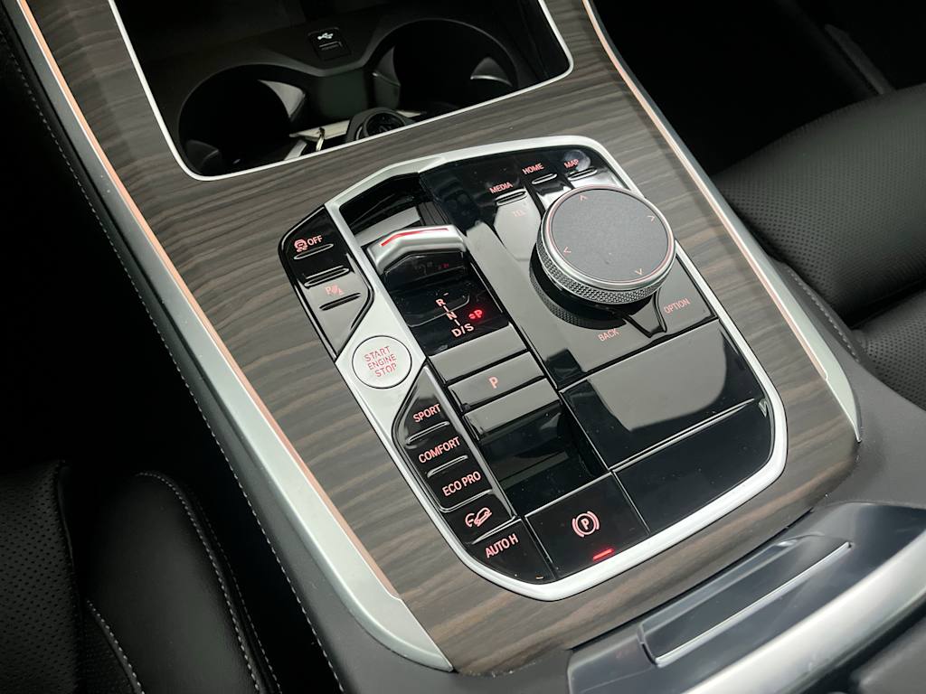Thumbnail: 2026 BMW X5 - 15