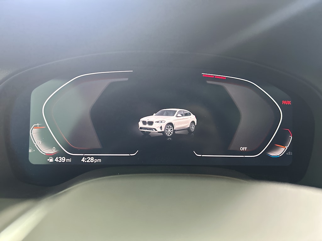 Thumbnail: 2025 BMW X4 - 14