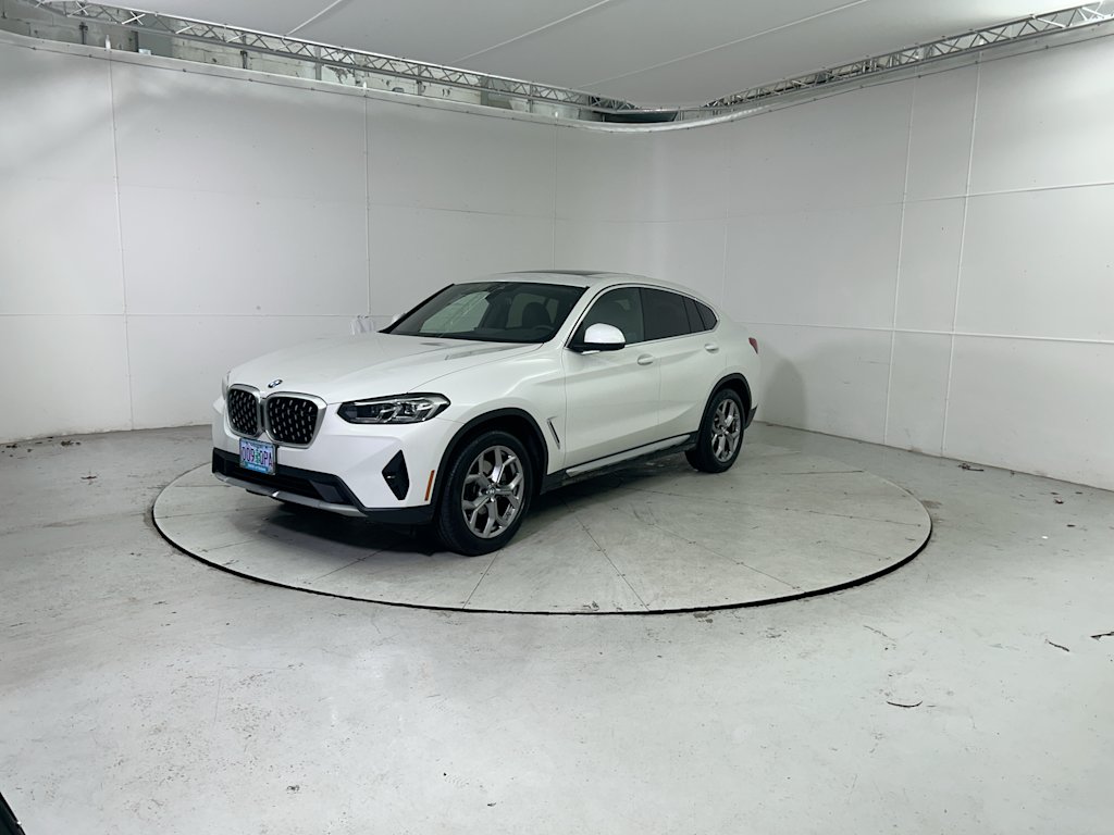 Thumbnail: 2025 BMW X4 - 6