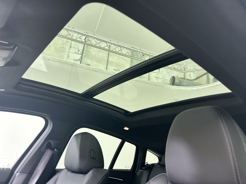 Thumbnail: 2025 BMW X4 - 22