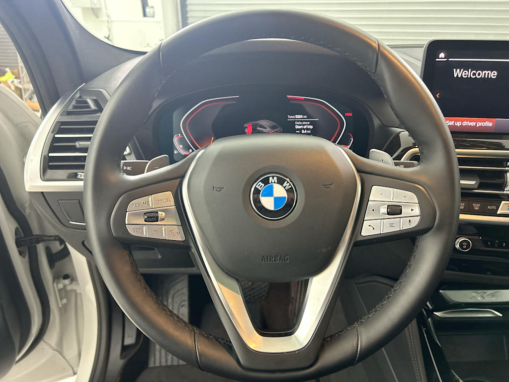 Thumbnail: 2025 BMW X4 - 2