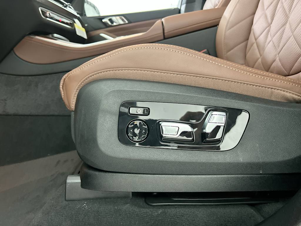 Thumbnail: 2026 BMW X5 - 20
