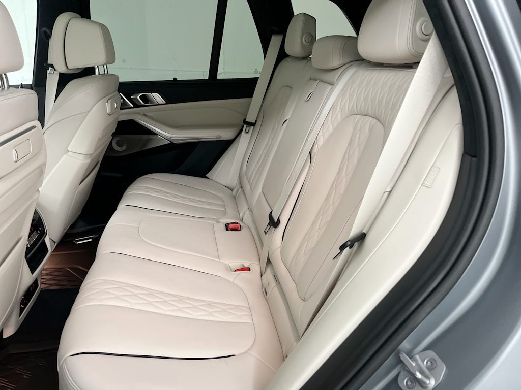 Thumbnail: 2025 BMW X5 - 31
