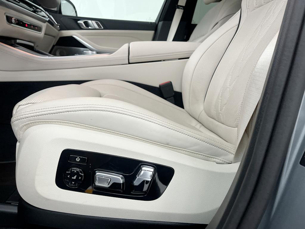 Thumbnail: 2025 BMW X5 - 24