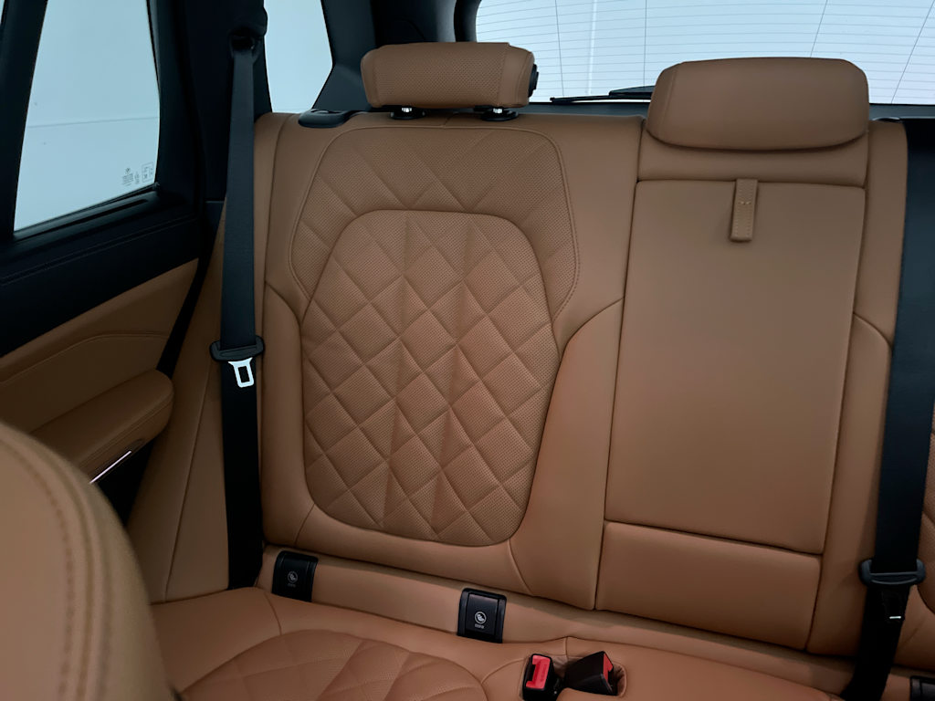 Thumbnail: 2025 BMW X5 - 12