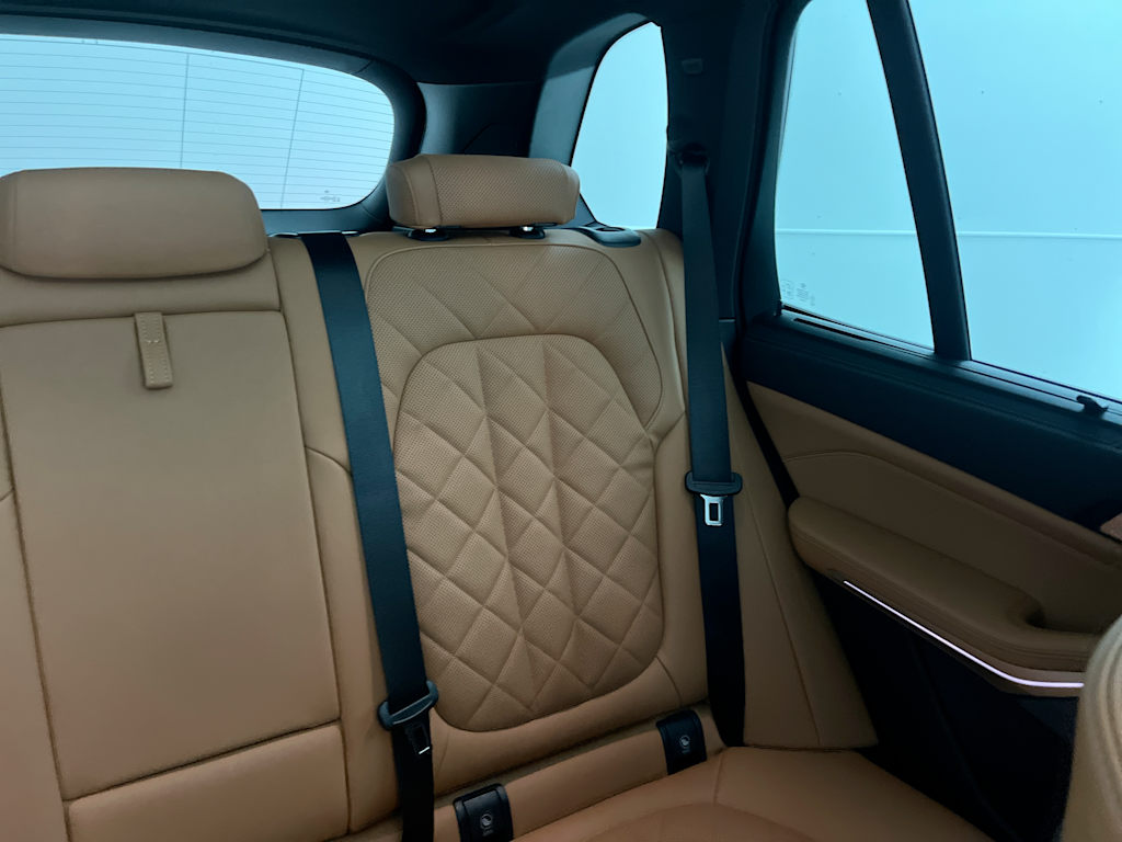 Thumbnail: 2025 BMW X5 - 25