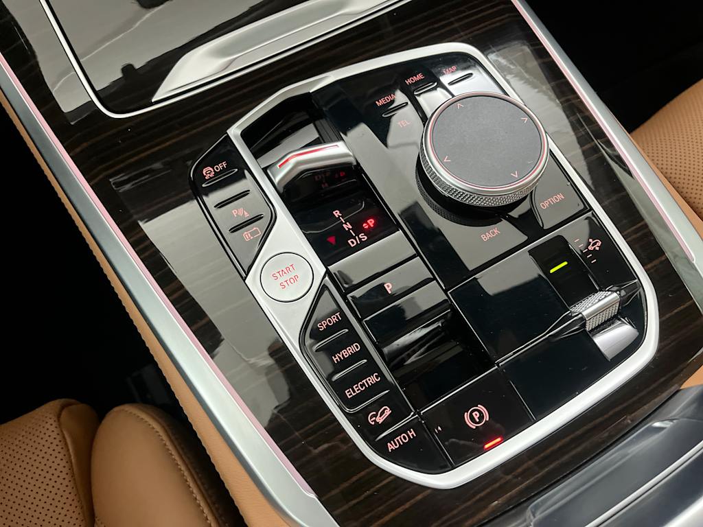 Thumbnail: 2025 BMW X5 - 15