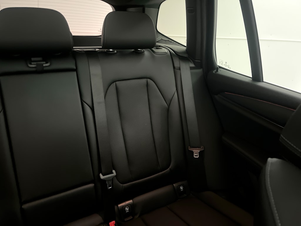 Thumbnail: 2023 BMW X3 - 24