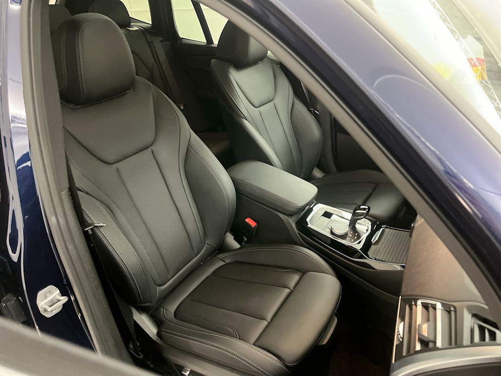 Thumbnail: 2023 BMW X3 - 32