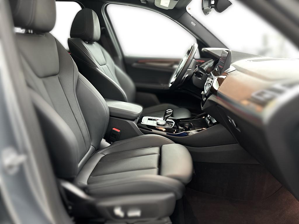 Thumbnail: 2023 BMW X3 - 9