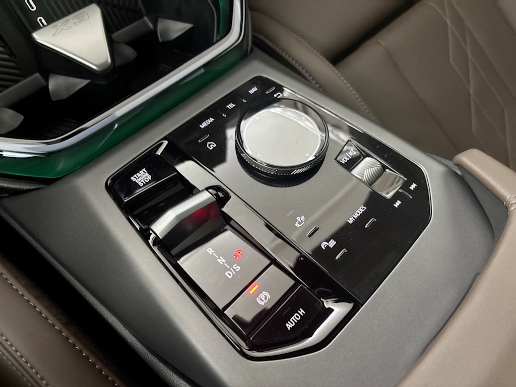 Thumbnail: 2026 BMW X3 - 12