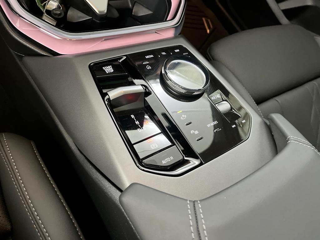 Thumbnail: 2026 BMW X3 - 14