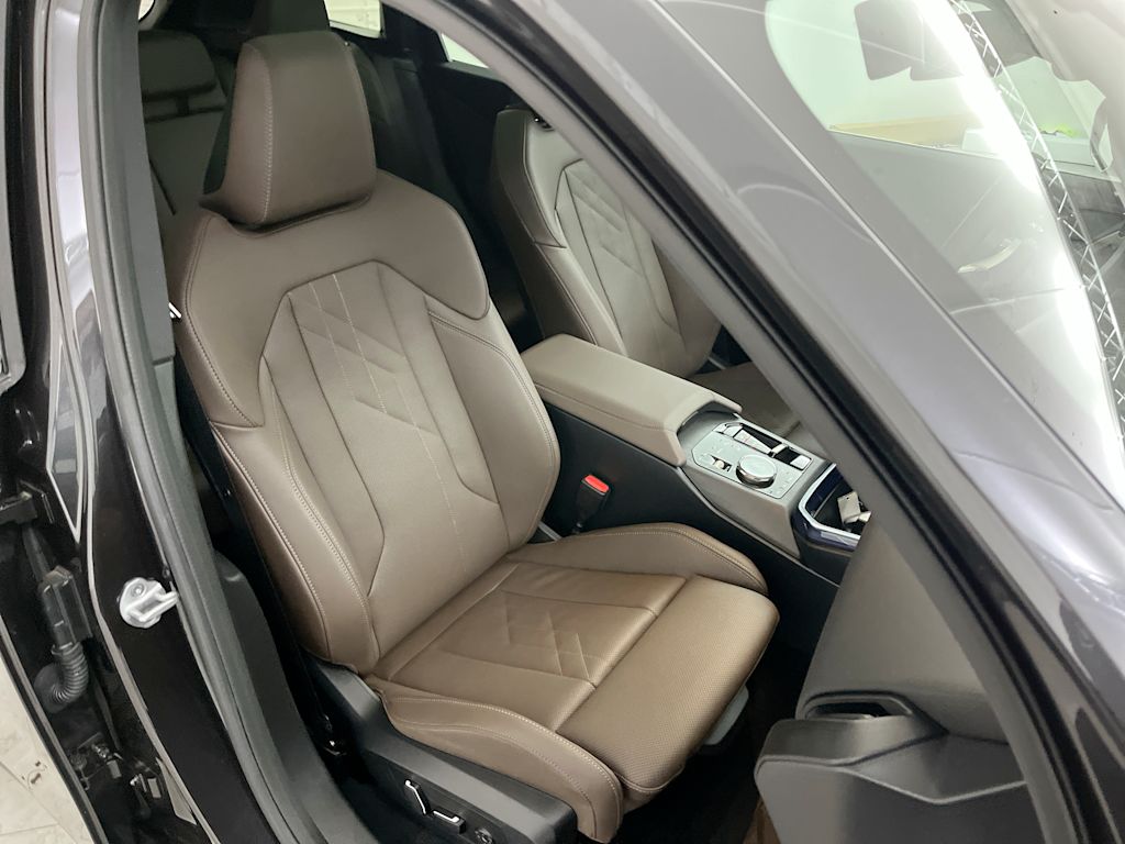 Thumbnail: 2025 BMW X3 - 10