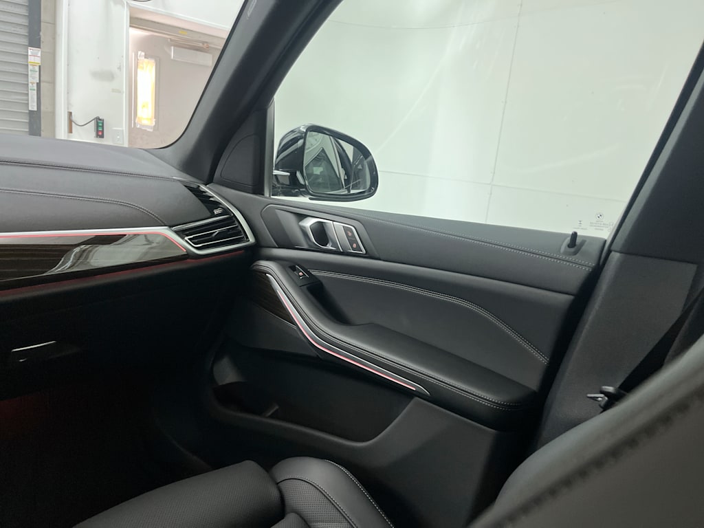 Thumbnail: 2023 BMW X5 - 22